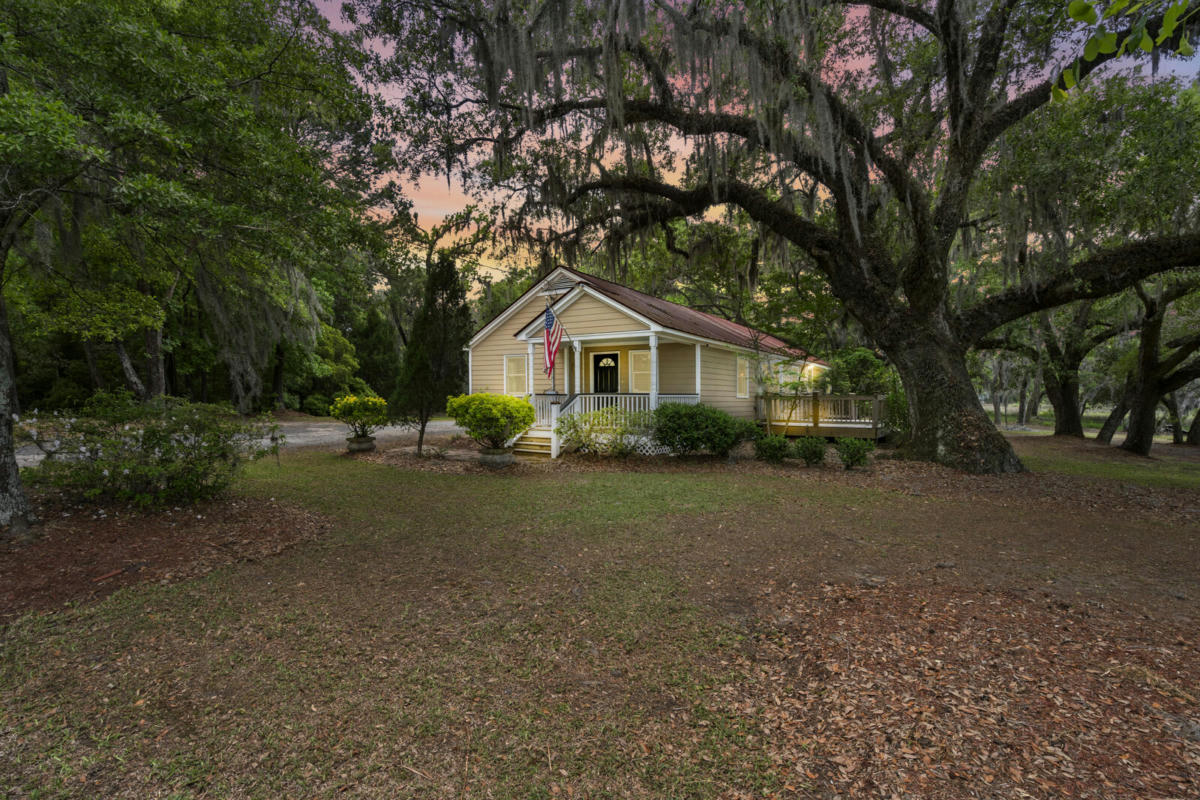 538 RIVER RD, JOHNS ISLAND, SC 29455, photo 1 of 65