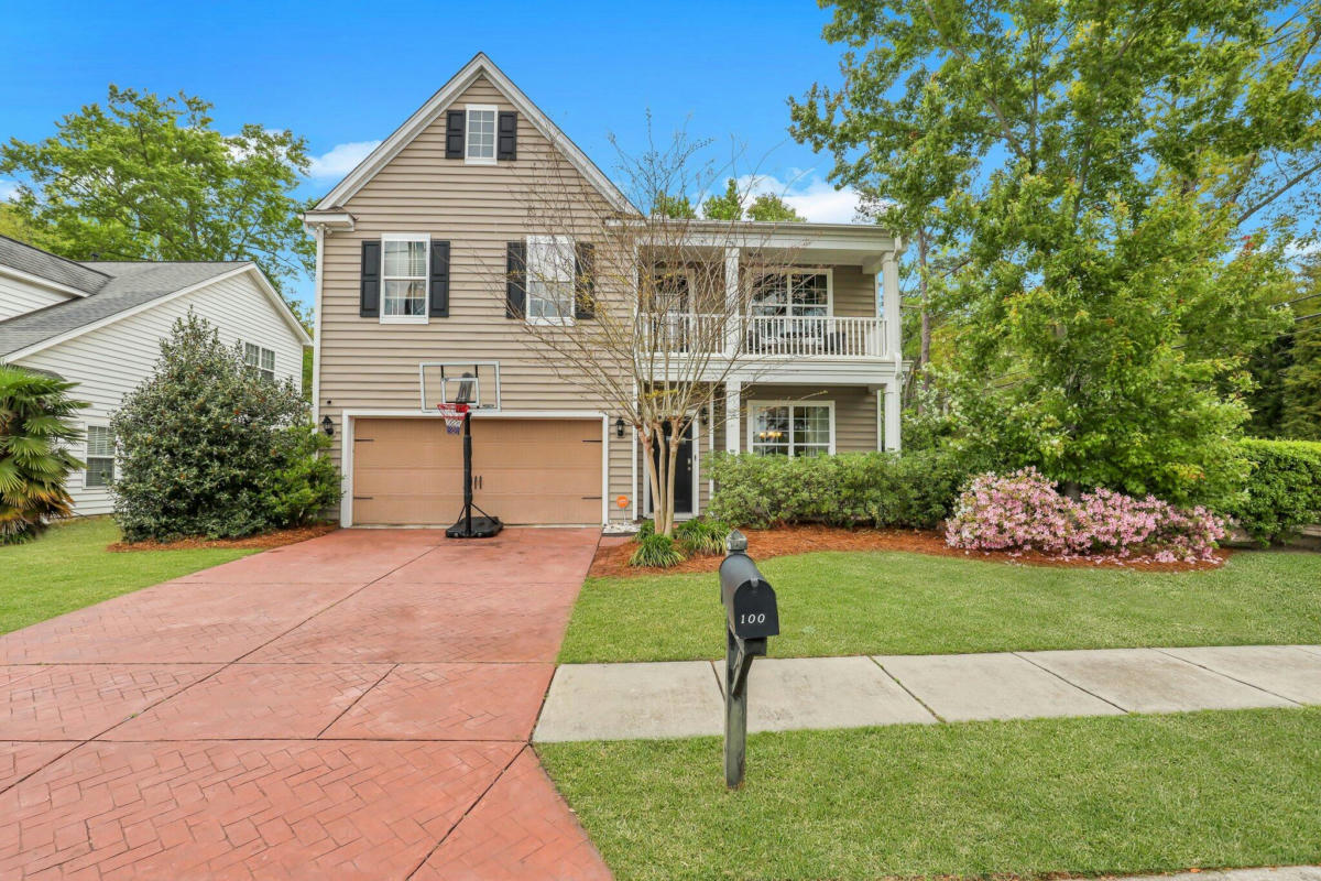 100 HICKORY RIDGE WAY, SUMMERVILLE, SC 29483, photo 1 of 67