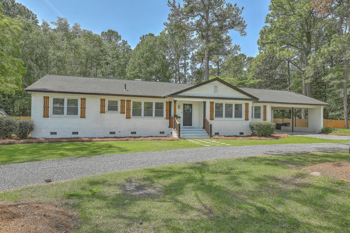 1120 CENTRAL AVE, SUMMERVILLE, SC 29483, photo 1 of 45